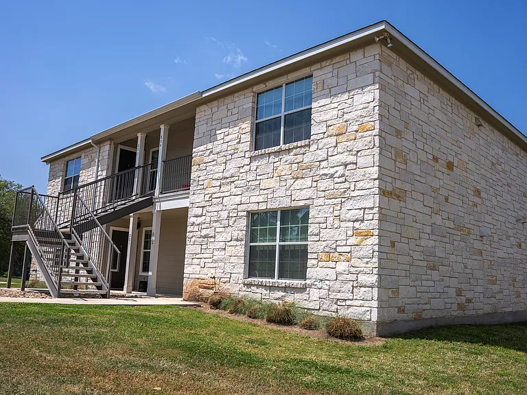 Stubblefield Park Apartments — Photo 18