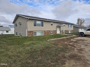203 4th St S, Leonard, ND 58052