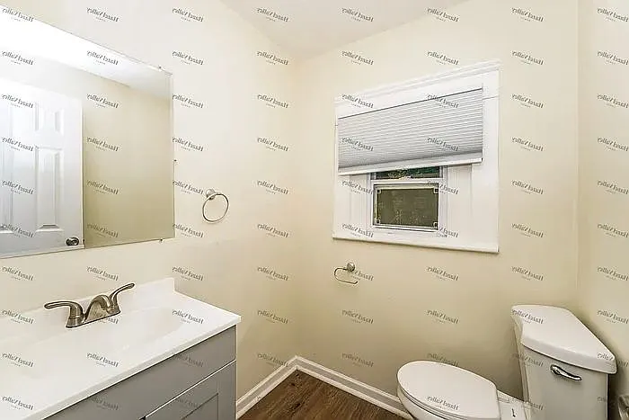 191 Gale St #2 — Photo 2