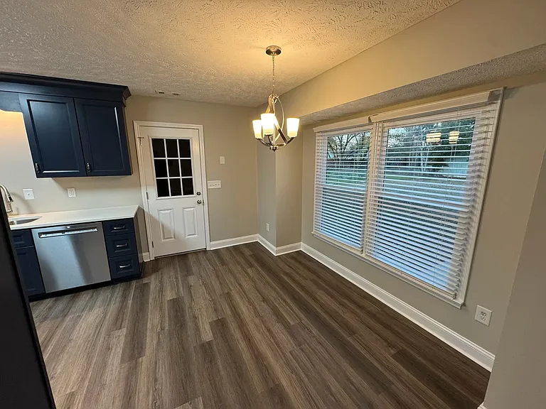 139 Thornbird Dr — Photo 7