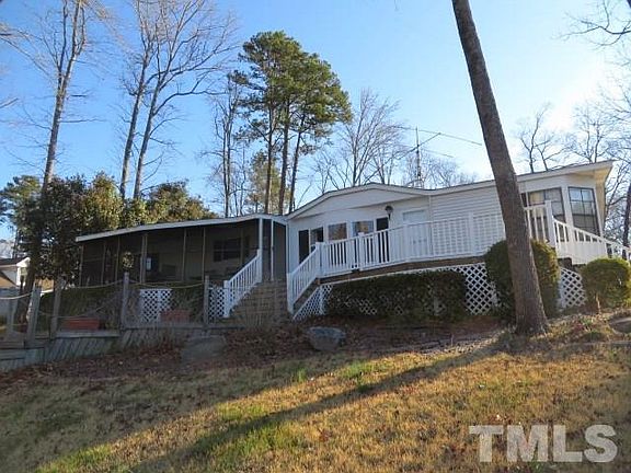 3rd image of 107 Cliffside Dr