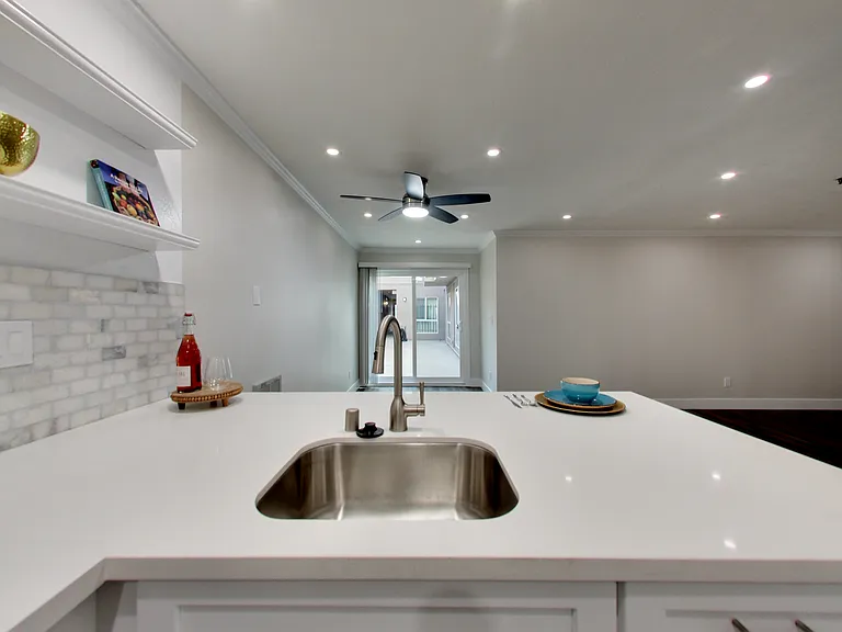 378 Van Buren - Renovated 2bed and 1bed units - Beautiful Building! — Photo 111