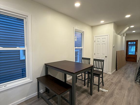 2nd image of 2237 16th St