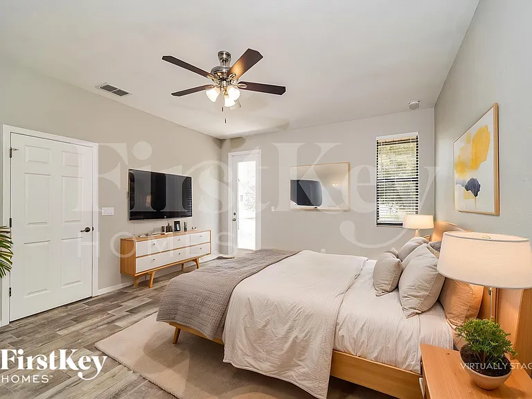 1829 SW California Blvd — Photo 10