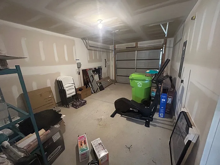 2769 Prince Charles Ct — Photo 34