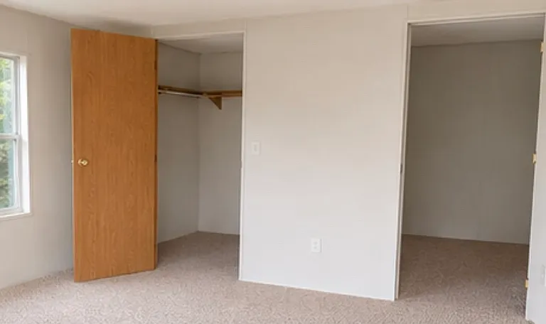 321 Lacross Rd — Photo 7