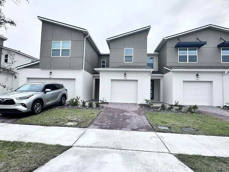 1167 Boardwalk Pl — Photo 9