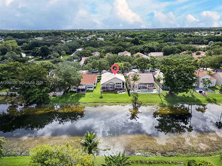 1520 Seabay Rd — Photo 101
