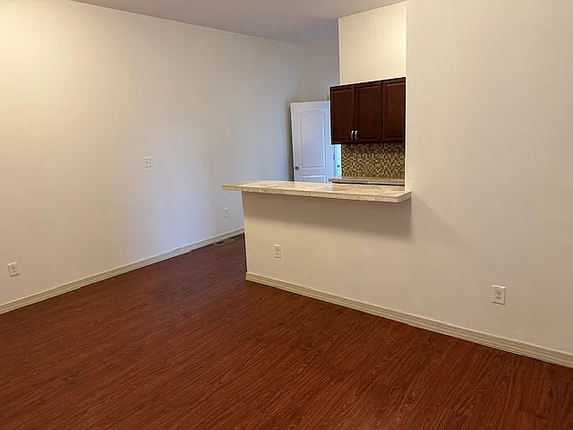 4708 Chestnut St #1B — Photo 6