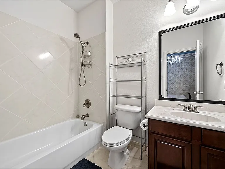 5218 Lake Terrace Ct — Photo 36
