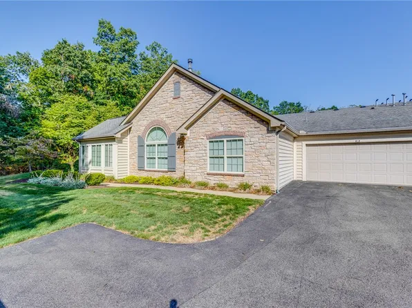 505 Fair Meadow Dr, Washington, PA 15301