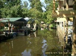 32000 Tetanne Pl, Springfield, LA 70462