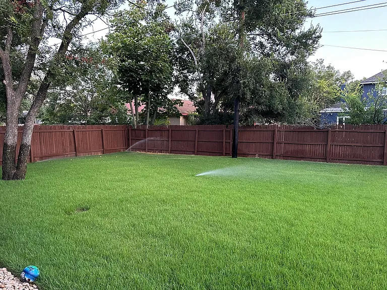1808 Sylvia Ln — Photo 27