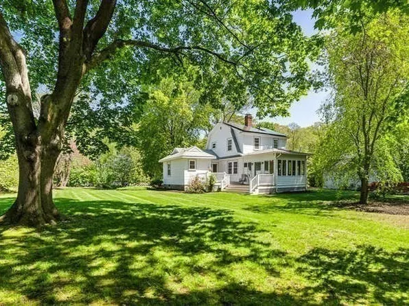 144 Page Rd, Bedford, MA 01730