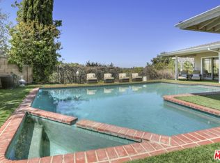 3741 Royal Meadow Rd, Sherman Oaks, CA 91403