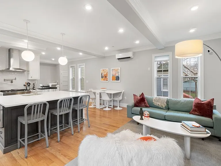 20 Tufts St #20 — Photo 1