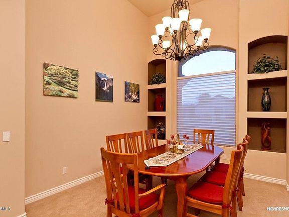 4th image of 2857 E Waterman Ct