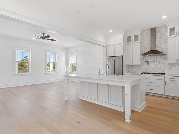 6th image of this home