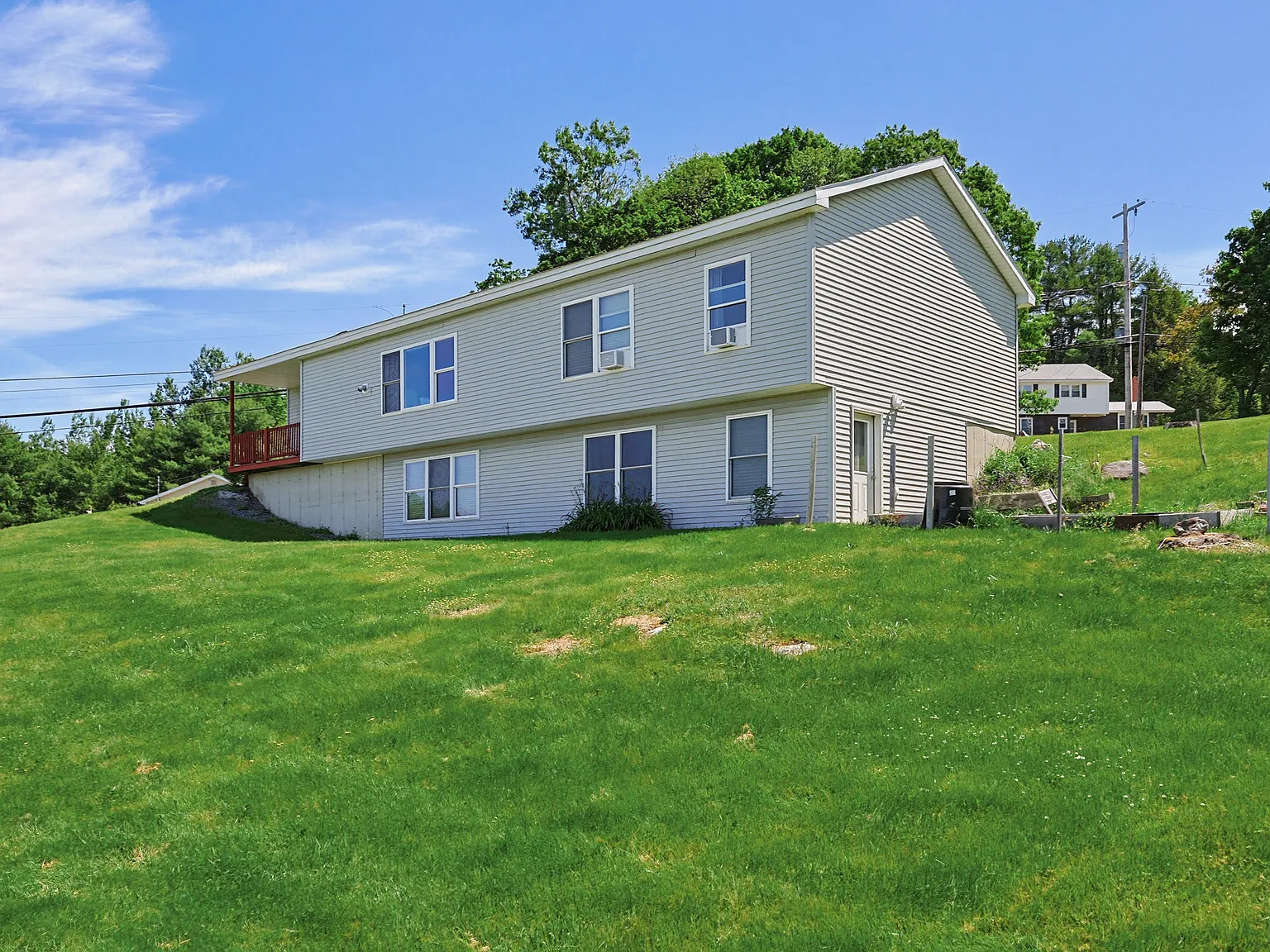 4 bed, 2237 sqft, $2,650 — Photo 1