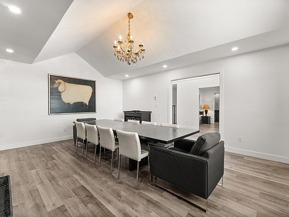 5th image of 4665 Kensington Pl