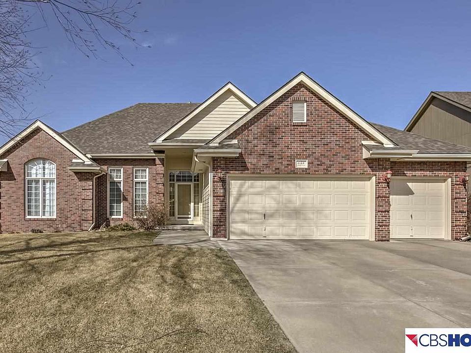 1st image of 648 Antelope Cir
