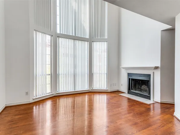 3100 Cole Ave APT 212, Dallas, TX 75204