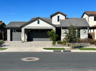 9616 E Rainbow Ave, Mesa, AZ 85212