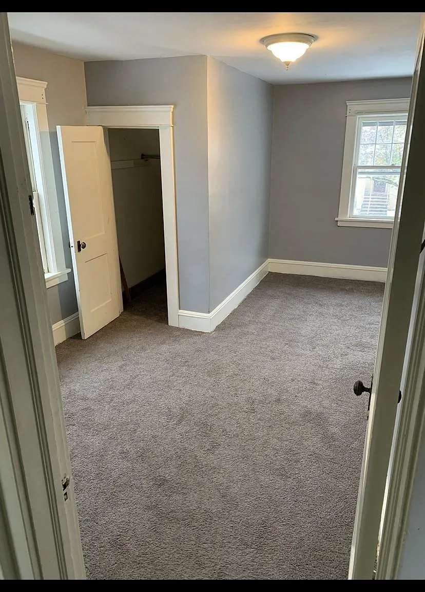 3 bed, 1.5 bath, 1284 sqft, $1,750 — Photo 4