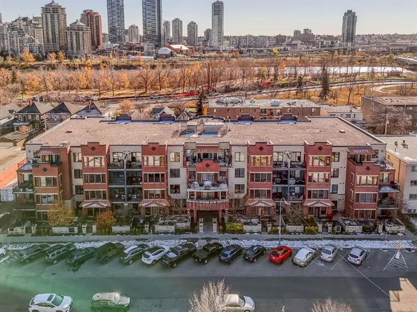 1321 N Kensington Close NW #214, Calgary, AB T2N 3J6