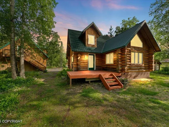 874 E Creekside Dr, Wasilla, AK 99654