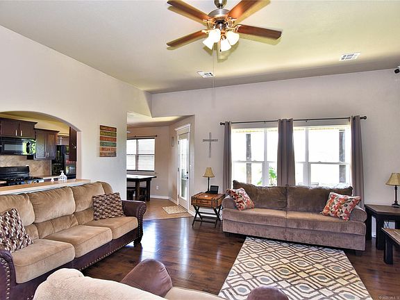 5th image of 9267 Freedom Ave