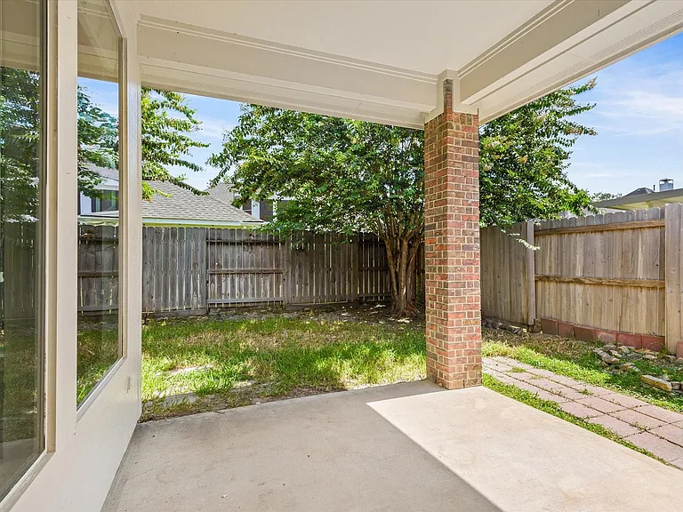 2635 Katie Harbor Dr — Photo 25