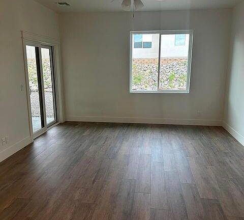 5th image of 1561 Buena Vista Drive