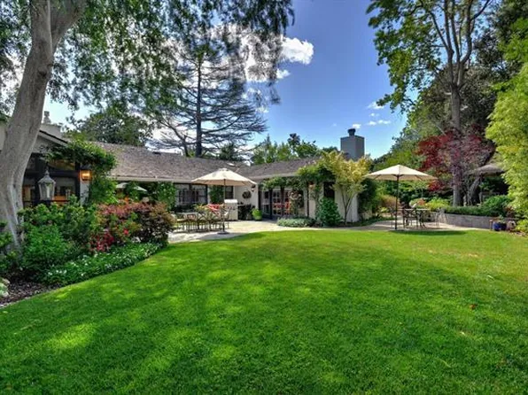 826 Parma Way, Los Altos, CA 94024