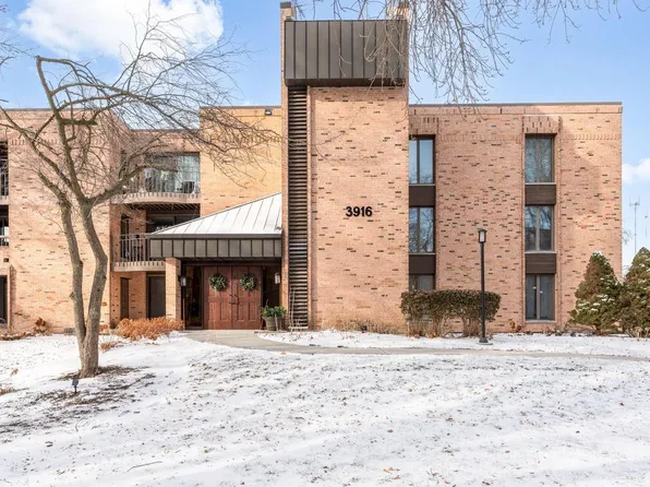 3916 N Oakland AVENUE #224, Shorewood, WI 53211