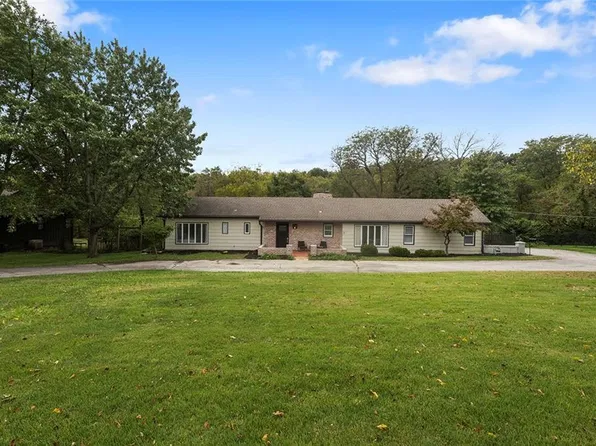9730 State Line Rd, Leawood, KS 66206
