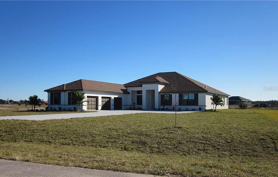 1st image of 5237 Lake Venice Dr