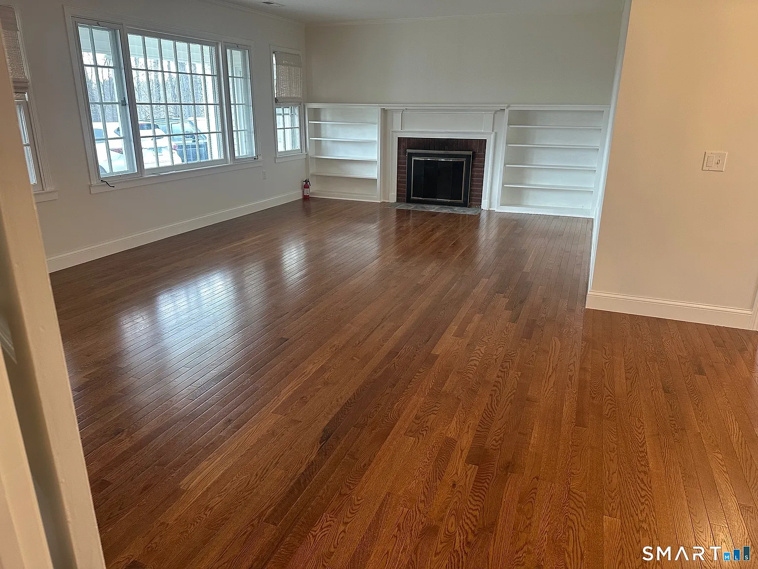 3 bed, 1.5 bath, 1392 sqft, $3,650 — Photo 2
