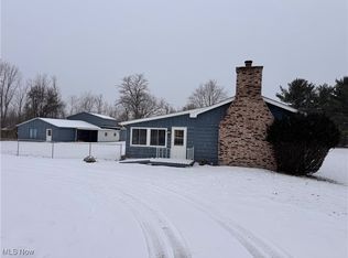 1408 Abbe Rd, Sheffield Village, OH 44054