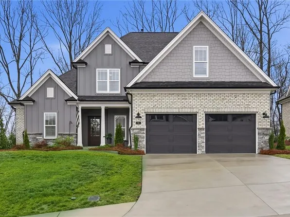 741 Surrey Path Trl, Winston Salem, NC 27104