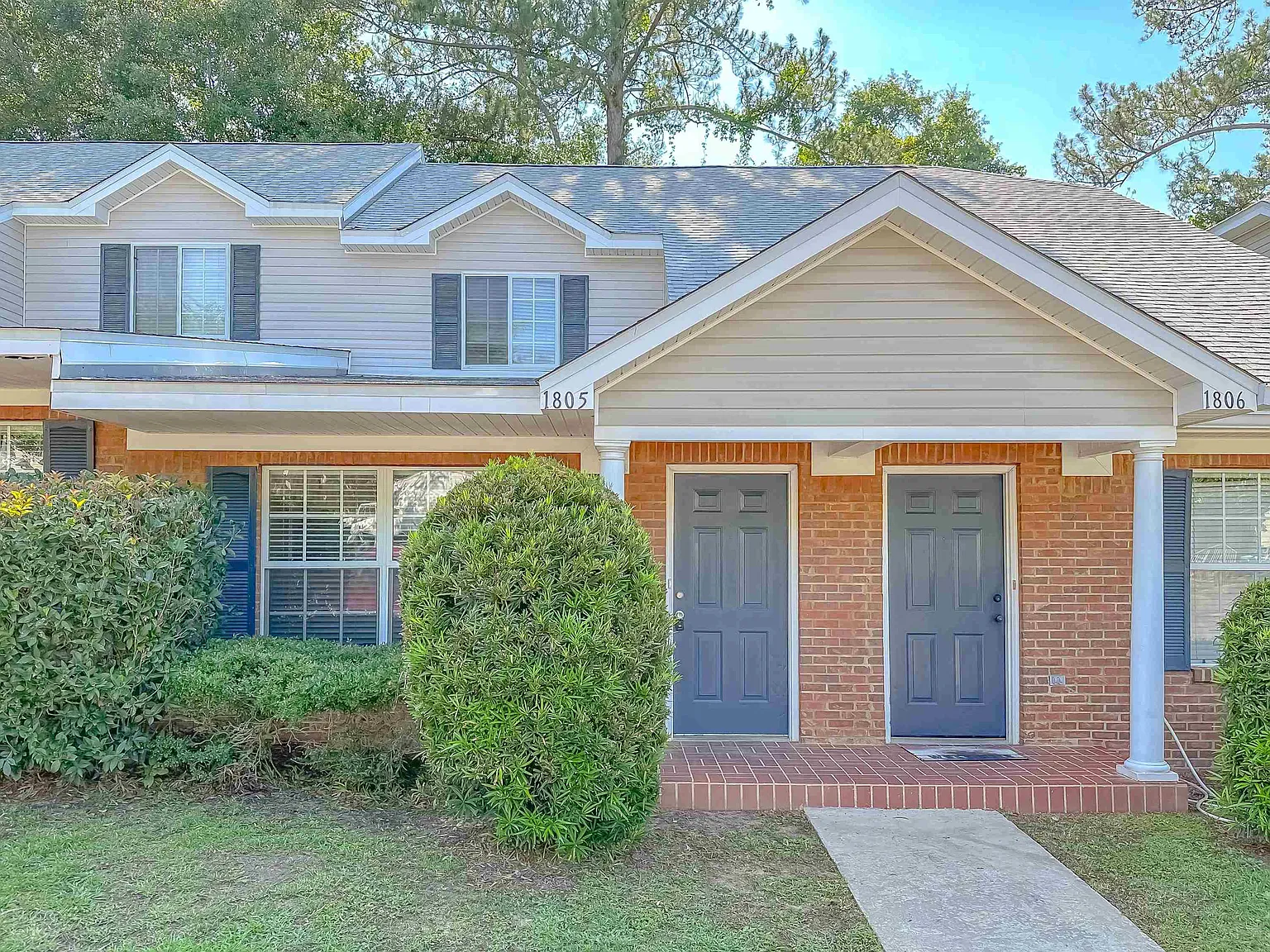 3 bed, 1209 sqft, $1,500 — Photo 1