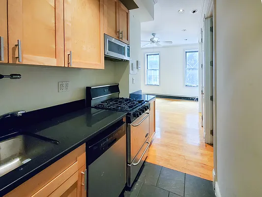 Rented by Brighton Management | media 2