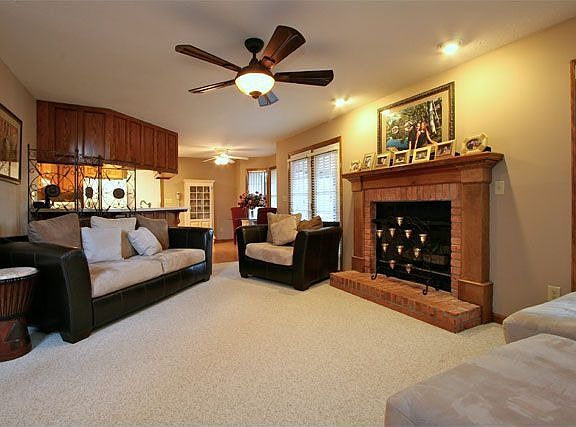 Great Room with Gas Fireplace