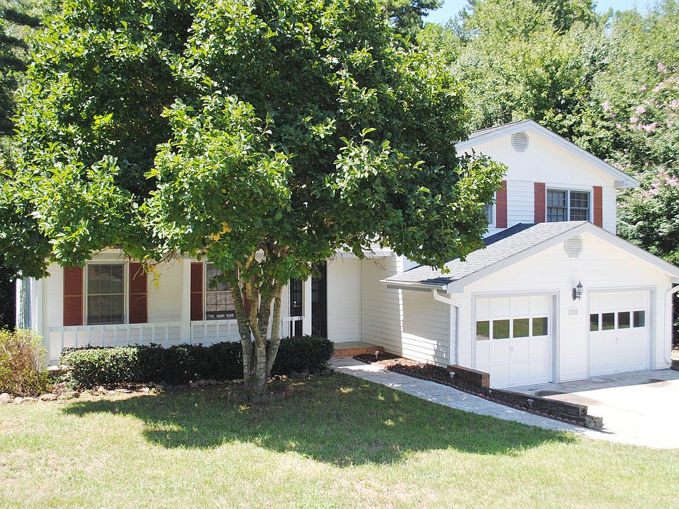 1st image of 135 Trickum Hills Dr