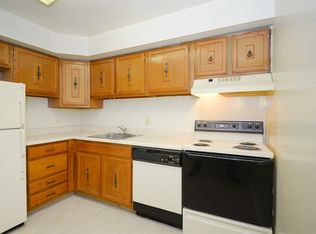 211 Eaton Sq, Plymouth Meeting, PA 19462