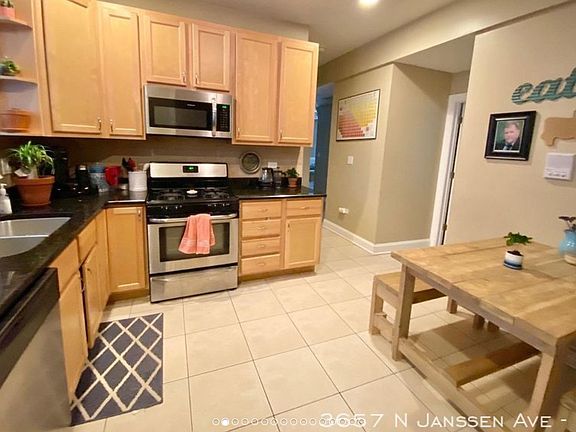 4th image of 3657 N Janssen Ave #1W