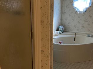 2190 Stamps Shady Grove Rd, Monterey, TN 38574