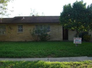 34 Greenway Dr, Brownsville, TX 78520