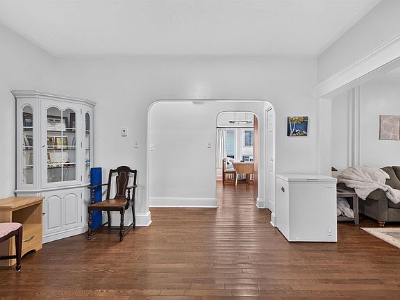 5th image of 6421/6423 Coburg Rd