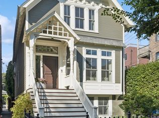 1214 W Montana St, Chicago, IL 60614